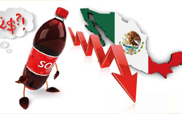 Ilustración con mapa de la República mexicana y refresco lamentándose por la caída de ventas por impuesto a bebidas azucaradas en México