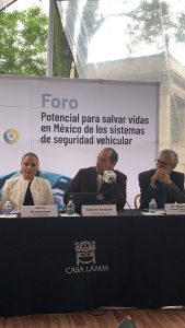 Panel del Foro Potencial para salvar vidas en México de los sistemas de seguridad vehicular