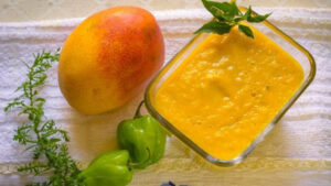 Salsa de mango con habanero